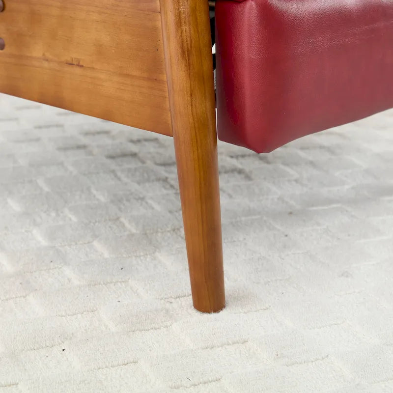 Weinroter, verstellbarer Chaiselongue-Liegesessel