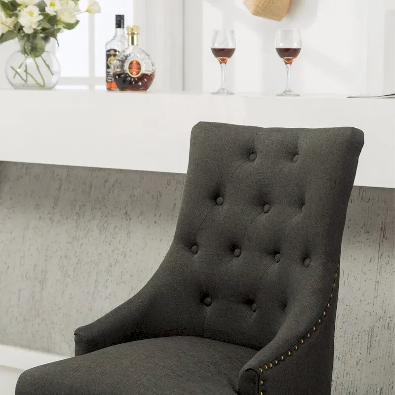 Gepolsterter Massivholz-Sessel mit Flügeln und silbernen Ziernägeln, 2er-Set
