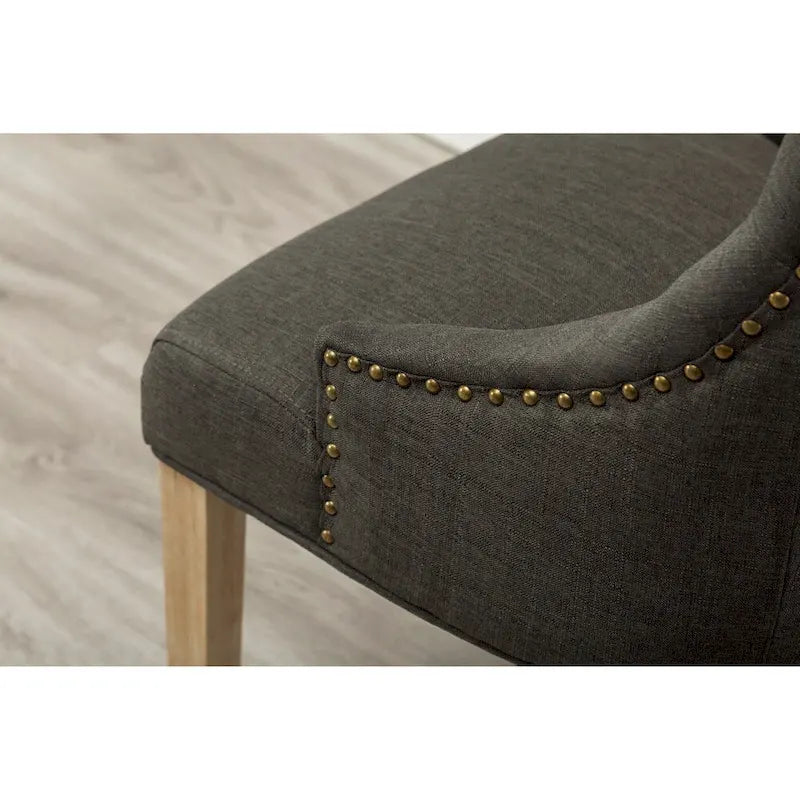 Gepolsterter Massivholz-Sessel mit Flügeln und silbernen Ziernägeln, 2er-Set