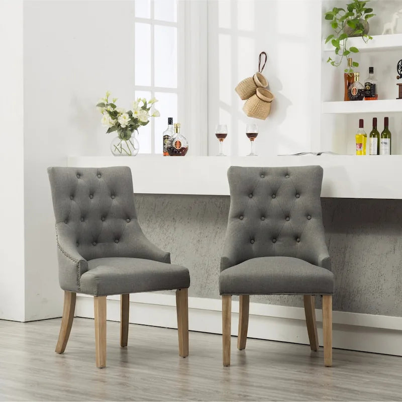 Gepolsterter Massivholz-Sessel mit Flügeln und silbernen Ziernägeln, 2er-Set