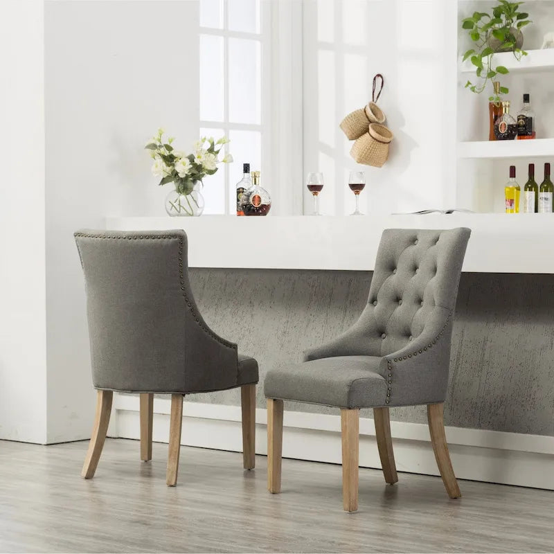 Gepolsterter Massivholz-Sessel mit Flügeln und silbernen Ziernägeln, 2er-Set