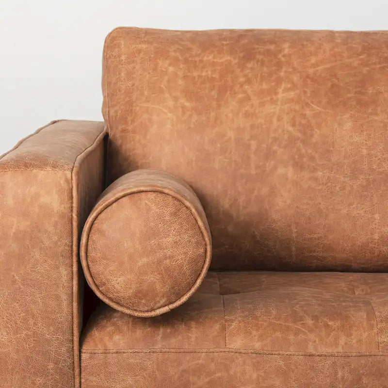 Dreisitzer-Sofa aus cognacbraunem Kunstleder mit Nackenrollen